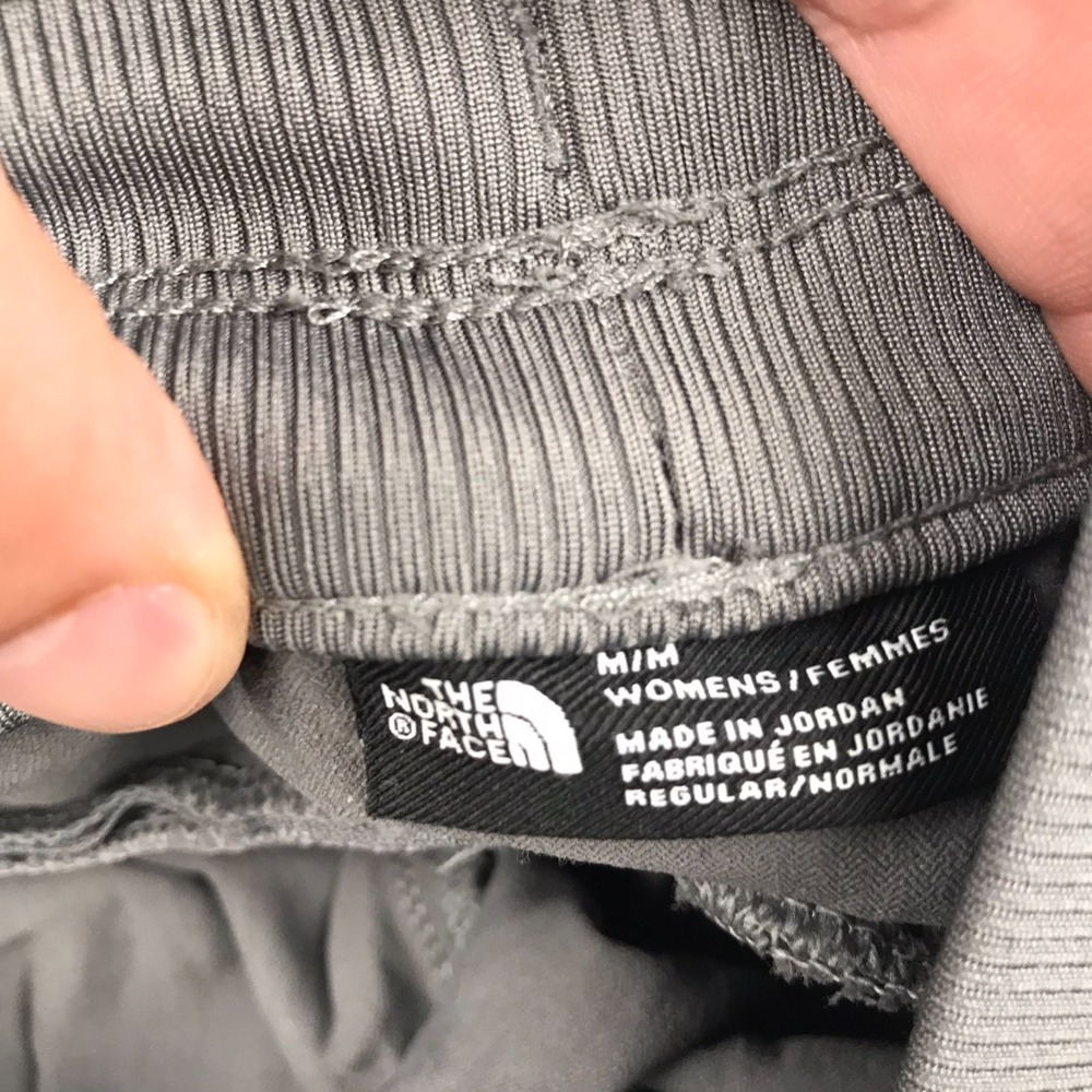 The North Face Aphrodite Motion Shorts Womens M Gray Nylon Drawstring 3.5" - Picture 3 of 10